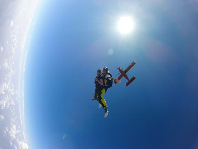 🪂 Skydiving